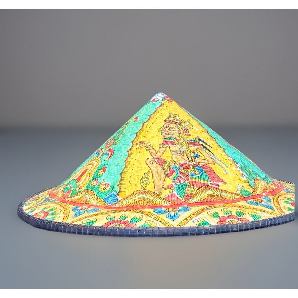 Vtg East Asian Hand Painted Rattan Bamboo Conical Coolie Farmer Hat 13” Lotus